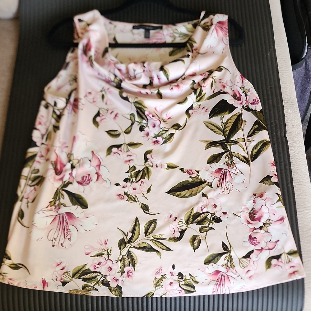 White House Black Markrt Floral Cowl Neck Camisole - Pink Floral